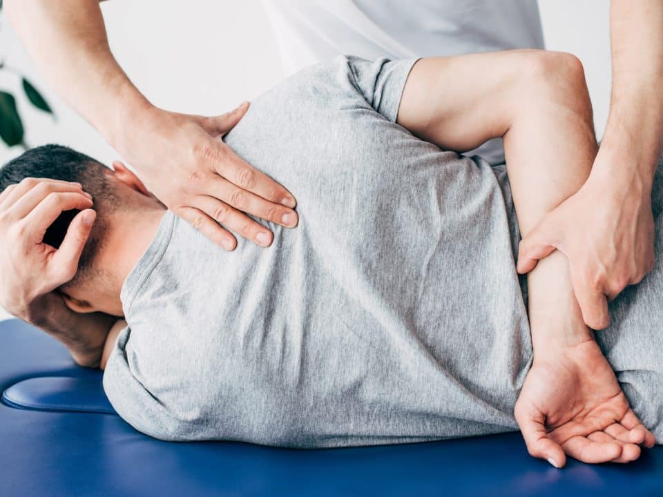 do-chiropractors-really-align-the-spine